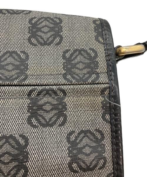 LOEWE（ロエベ）LOEWE (ロエベ) PVCショルダーバッグ グレーの古着・服飾アイテム