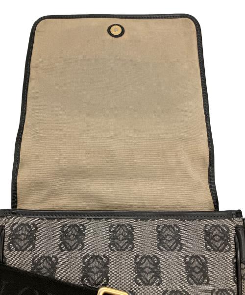 LOEWE（ロエベ）LOEWE (ロエベ) PVCショルダーバッグ グレーの古着・服飾アイテム