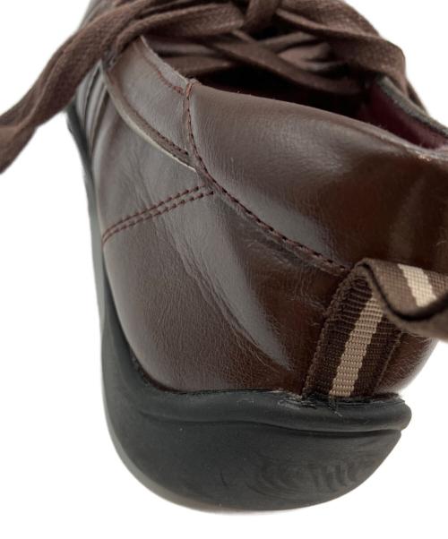 ROCKFISH WEATHER WEAR（ロックフィッシュ ウェザーウェア）ROCKFISH WEATHER WEAR (ロックフィッシュ ウェザーウェア) BLISS LACEUP SNEAKERS V2 ブラウン サイズ:UK4の古着・服飾アイテム