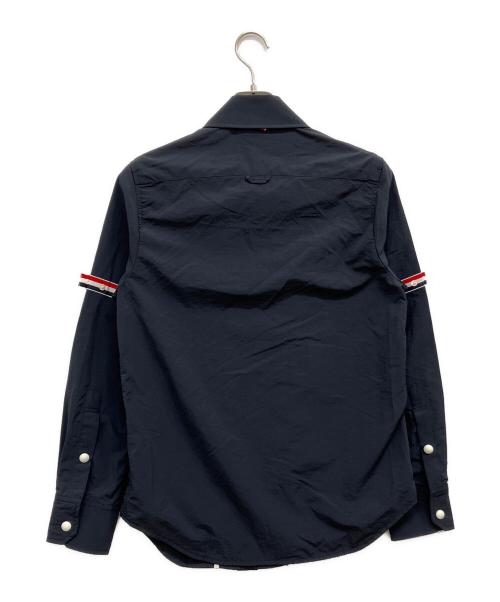 Thom Browne（トムブラウン）Thom Browne (トムブラウン) トリコロール アームバンド スナップボタンジャケット ネイビー サイズ:SIZE 0の古着・服飾アイテム