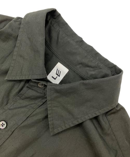 LE（エルイー）LE (エルイー) シャツ オリーブ サイズ:2の古着・服飾アイテム