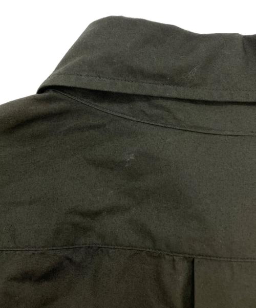 LE（エルイー）LE (エルイー) シャツ オリーブ サイズ:2の古着・服飾アイテム