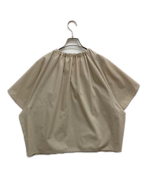 ebure（エブール）ebure (エブール) 24SS シルケットシャンブレーギャザーネックブラウス ベージュ サイズ:SIZE38の古着・服飾アイテム