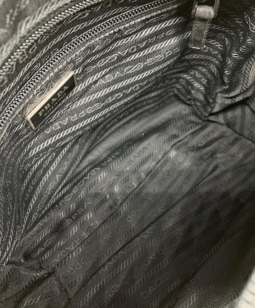 PRADA（プラダ）PRADA (プラダ) ナイロンショルダーバッグ ブラックの古着・服飾アイテム