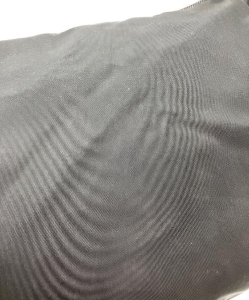 PRADA（プラダ）PRADA (プラダ) ナイロンショルダーバッグ ブラックの古着・服飾アイテム