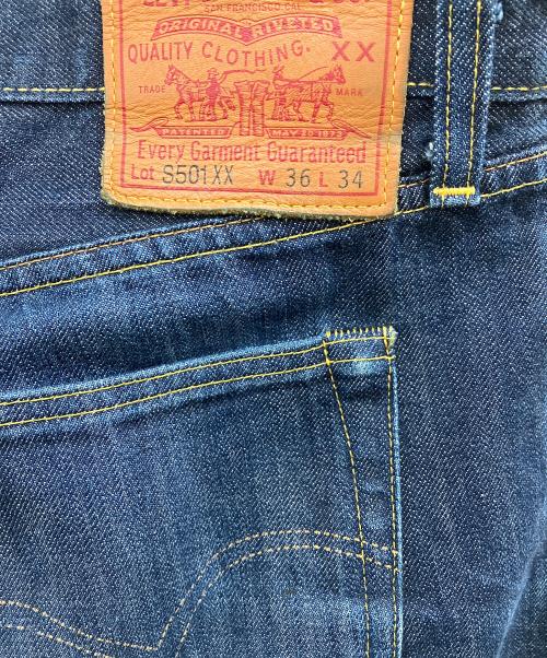 LEVI'S（リーバイス）LEVI'S (リーバイス) デニムパンツ インディゴ サイズ:W36×L34の古着・服飾アイテム