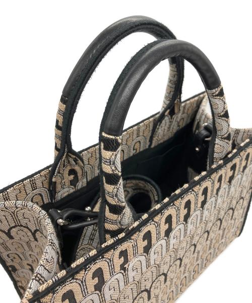 FURLA（フルラ）FURLA (フルラ) OPPORTUNITY S TOTE ベージュの古着・服飾アイテム