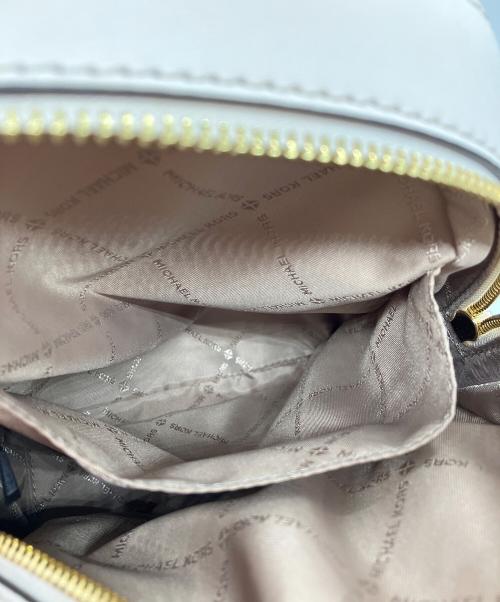 MICHAEL KORS（マイケルコース）MICHAEL KORS (マイケルコース) リュック ホワイトの古着・服飾アイテム