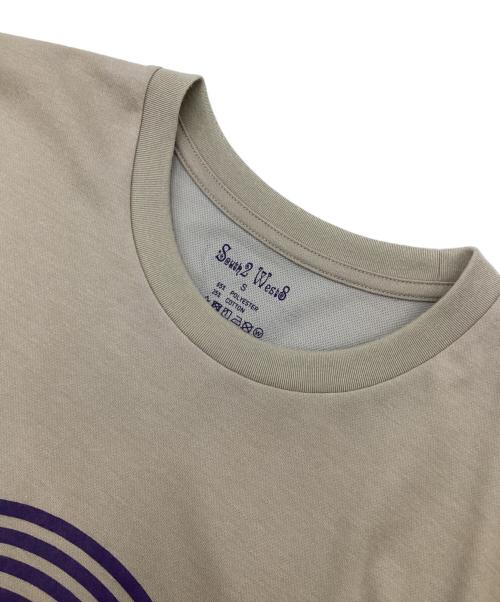 South2 West8（サウスツー ウエストエイト）south2 west8 (サウスツー ウエストエイト) プリントTシャツ ベージュ サイズ:Mの古着・服飾アイテム