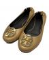 TORY BURCH（トリーバーチ）の古着「フラットパンプス」｜ゴールド