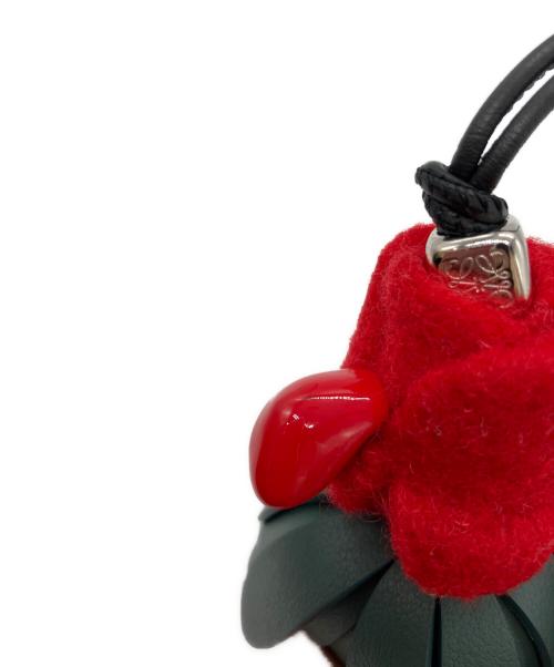 LOEWE（ロエベ）LOEWE (ロエベ) ロジータ パズ チャーム ブラック×レッドの古着・服飾アイテム