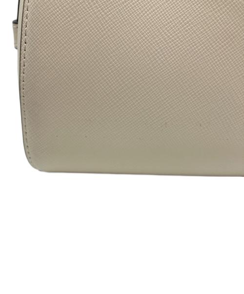 Kate Spade（ケイトスペード）Kate Spade (ケイトスペード) マディソンダッフル クロスボディ ベージュの古着・服飾アイテム