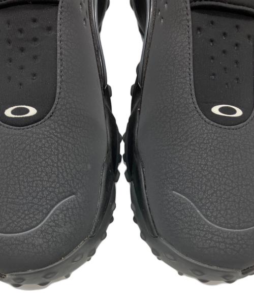 OAKLEY（オークリー）OAKLEY (オークリー) EDGEICONローカットスニーカー ブラック サイズ:26の古着・服飾アイテム