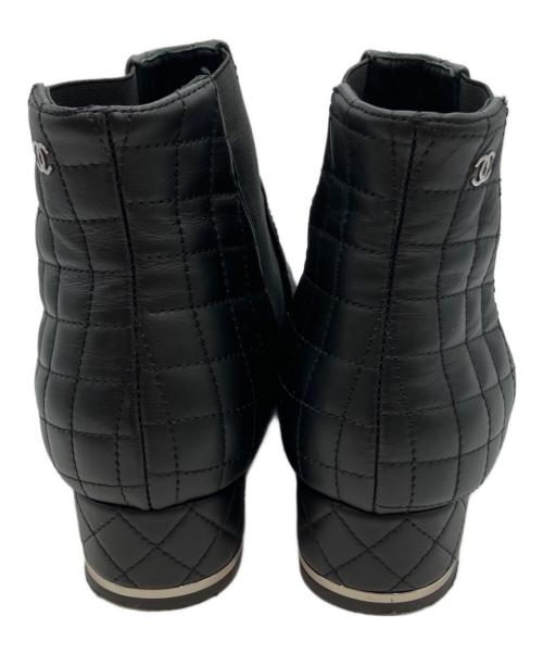 CHANEL（シャネル）CHANEL (シャネル) ショートブーツ ブラック サイズ:38の古着・服飾アイテム