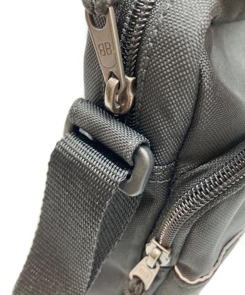 BALENCIAGA（バレンシアガ）BALENCIAGA (バレンシアガ) Sport Small Messenger Bag ブラックの古着・服飾アイテム