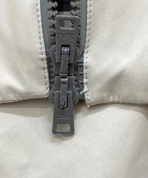 HERNO（ヘルノ）HERNO (ヘルノ) マウンテンコート アイボリー サイズ:44の古着・服飾アイテム