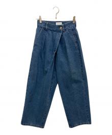 bow.a（ボウ・エー）の古着「DENIM TUCK PANTS」｜ブルー