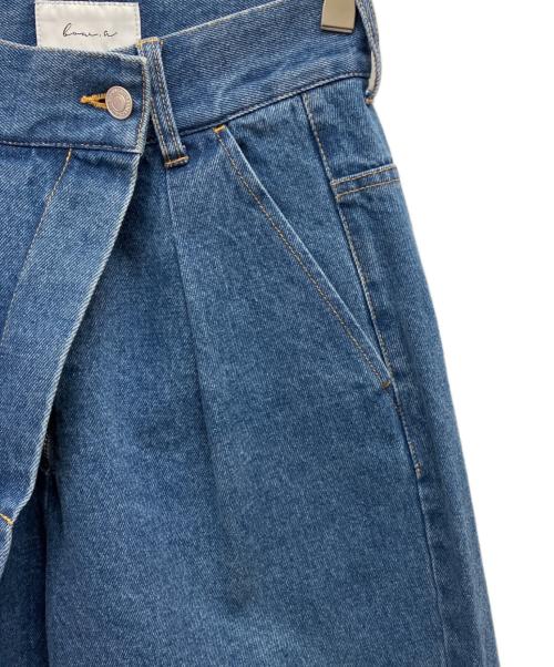 bow.a（ボウ・エー）bow.a (ボウ・エー) DENIM TUCK PANTS ブルー サイズ:ｓの古着・服飾アイテム