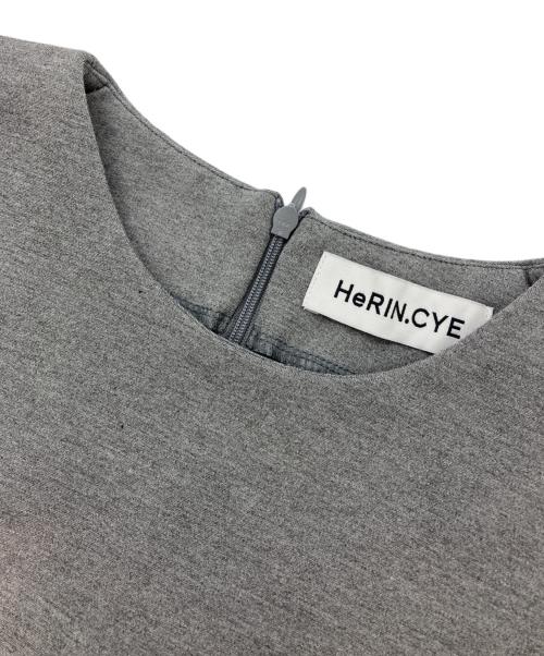 HeRIN.CYE（ヘリンドットサイ）HeRIN.CYE (ヘリンドットサイ) Ponte peplam tops グレー サイズ:Freeの古着・服飾アイテム