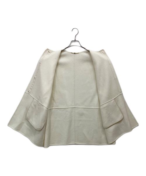 FRAY ID（フレイ アイディー）FRAY ID (フレイ アイディー) マフラー付ノーカラーリバーミドルコート ホワイト サイズ:SIZE 0の古着・服飾アイテム