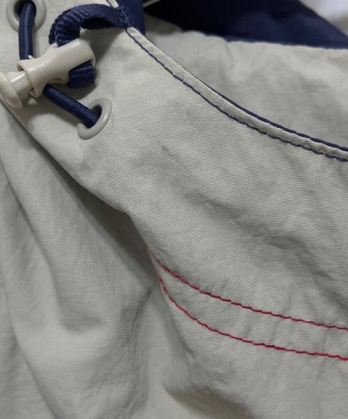 PALACE（パレス）PALACE (パレス) PRO TEAM HOODED SHELL JACKET ホワイト サイズ:XLの古着・服飾アイテム