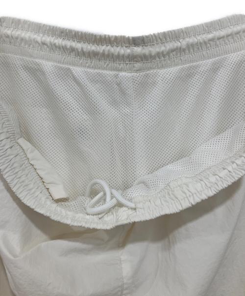 PALACE（パレス）PALACE (パレス) SOFAR SHELL PANT ホワイト サイズ:Lの古着・服飾アイテム