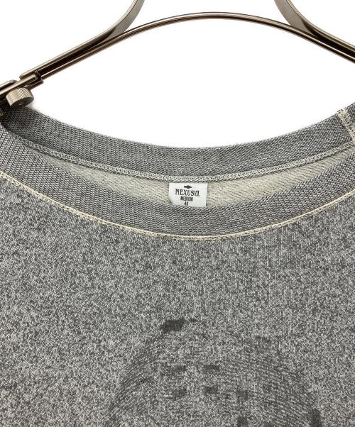 NEXUSVII（ネクサスセブン）NEXUSVII (ネクサスセブン) THE HUMUNGUS CREW NECK SWEAT グレー サイズ:Mの古着・服飾アイテム