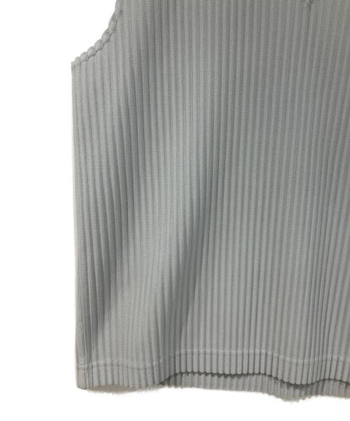 HOMME PLISSE ISSEY MIYAKE（オム プリッセ イッセイ ミヤケ）HOMME PLISSE ISSEY MIYAKE (オム プリッセ イッセイ ミヤケ) プリーツベスト グレー サイズ:2の古着・服飾アイテム