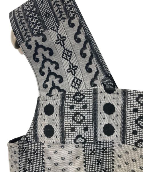 TAO COMME des GARCONS（タオ コムデギャルソン）TAO COMME des GARCONS (タオ コムデギャルソン) 総柄ワンピース/ジャンパースカート ブラック サイズ:Mの古着・服飾アイテム