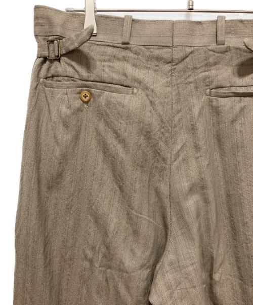 MAATEE&SONS（マーティーアンドサンズ）MAATEE&SONS (マーティーアンドサンズ) ヘリンボーンパンツ ベージュ サイズ:3の古着・服飾アイテム