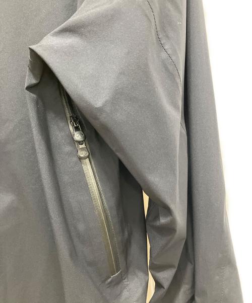 DESCENTE（デサント）DESCENTE (デサント) HARD SHELL JACKET CREAS ブラック サイズ:Lの古着・服飾アイテム