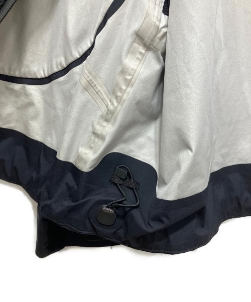 DESCENTE（デサント）DESCENTE (デサント) HARD SHELL JACKET CREAS ブラック サイズ:Lの古着・服飾アイテム