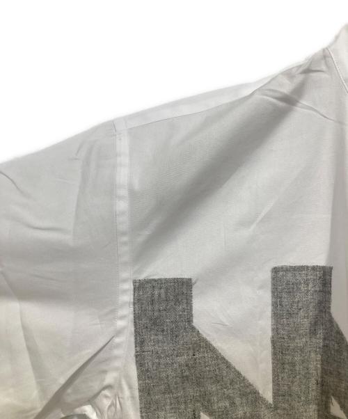 COMME des GARCONS HOMME DEUX（コムデギャルソン オム ドゥ）COMME des GARCONS HOMME DEUX (コムデギャルソン オム ドゥ) 半袖シャツ ホワイト サイズ:Mの古着・服飾アイテム