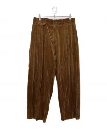 STUDIO NICHOLSON×BEAMS PLUS（スタジオ ニコルソン×ビームスプラス）の古着「ALVY DOUBLE PLEAT PANT」｜ブラウン