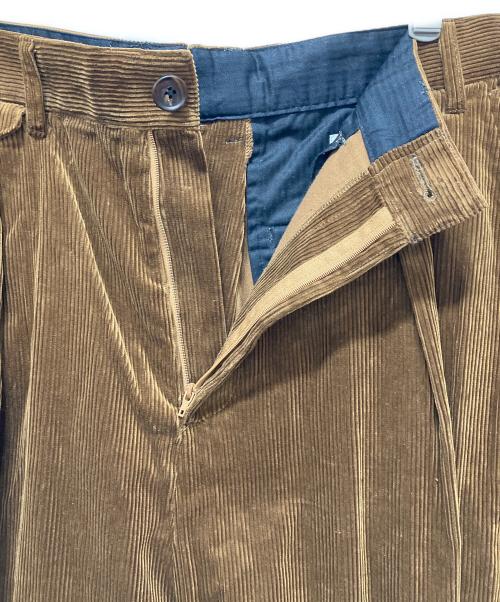 STUDIO NICHOLSON（スタジオ ニコルソン）STUDIO NICHOLSON (スタジオ ニコルソン) BEAMS PLUS (ビームスプラス) ALVY DOUBLE PLEAT PANT ブラウン サイズ:Lの古着・服飾アイテム