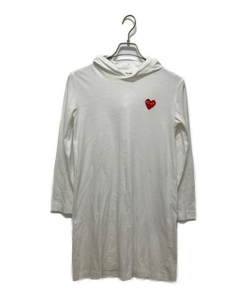 PLAY COMME des GARCONS（プレイコムデギャルソン）PLAY COMME des GARCONS (プレイコムデギャルソン) ハートワッペンカットソーワンピース ホワイト サイズ:Mの古着・服飾アイテム