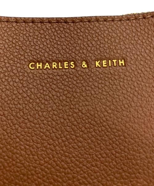 CHARLES & KEITH（チャールズアンドキース）CHARLES & KEITH (チャールズアンドキース) ショルダーバッグ ブラウンの古着・服飾アイテム