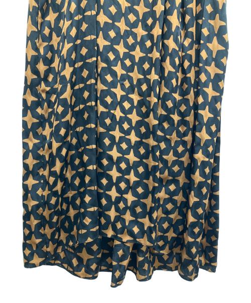 FENDI（）FENDI (フェンディ) 総柄ワンピース ブラウン×ブラック サイズ:SIZE 38の古着・服飾アイテム