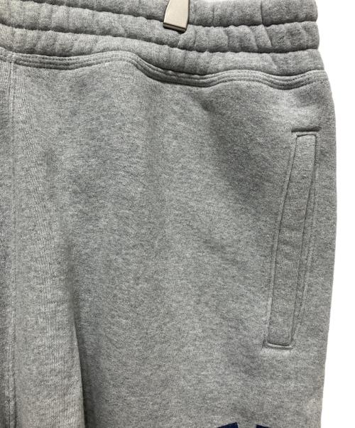 stussy（ステューシー）stussy (ステューシー) Varsity Fleece Short グレー サイズ:XLの古着・服飾アイテム