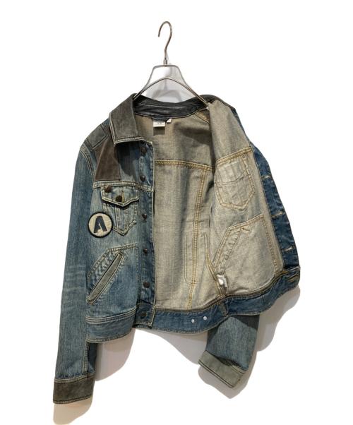 ARMANI EXCHANGE（アルマーニ エクスチェンジ）ARMANI EXCHANGE (アルマーニ エクスチェンジ) 襟レザーロゴパッチデニムジャケット インディゴ サイズ:Sの古着・服飾アイテム