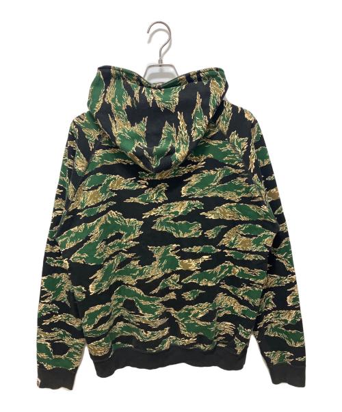A BATHING APE（アベイシングエイプ）A BATHING APE (アベイシングエイプ) タイガーカモダブルジップパーカー グリーン サイズ:Mの古着・服飾アイテム