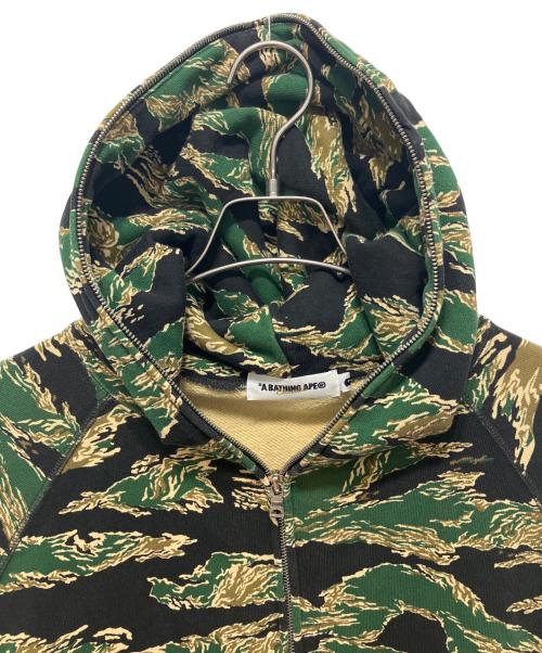A BATHING APE（アベイシングエイプ）A BATHING APE (アベイシングエイプ) タイガーカモダブルジップパーカー グリーン サイズ:Mの古着・服飾アイテム
