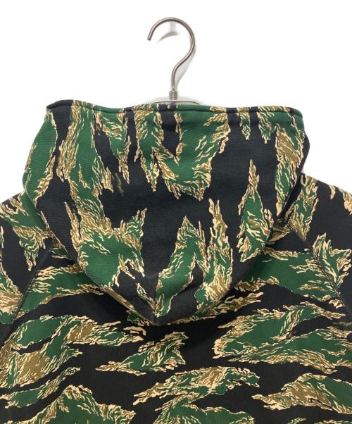 A BATHING APE（アベイシングエイプ）A BATHING APE (アベイシングエイプ) タイガーカモダブルジップパーカー グリーン サイズ:Mの古着・服飾アイテム