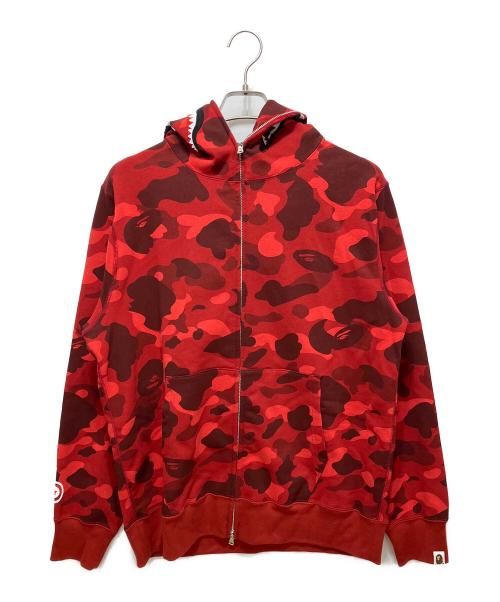 BAPE BY A BATHING APE（ベイプバイアベイシングエイプ）BAPE BY A BATHING APE (ベイプバイアベイシングエイプ) COLOR CAMO SHARK FULL ZIP HOODIE レッド サイズ:Lの古着・服飾アイテム