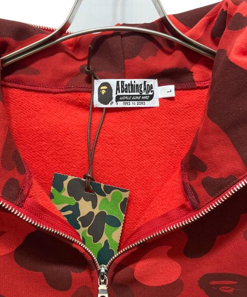 BAPE BY A BATHING APE（ベイプバイアベイシングエイプ）BAPE BY A BATHING APE (ベイプバイアベイシングエイプ) COLOR CAMO SHARK FULL ZIP HOODIE レッド サイズ:Lの古着・服飾アイテム