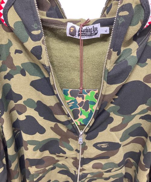 BAPE BY A BATHING APE（ベイプバイアベイシングエイプ）BAPE BY A BATHING APE (ベイプバイアベイシングエイプ) 1st Camo Shark Full Zip Hoodie グリーン サイズ:XL 未使用品の古着・服飾アイテム