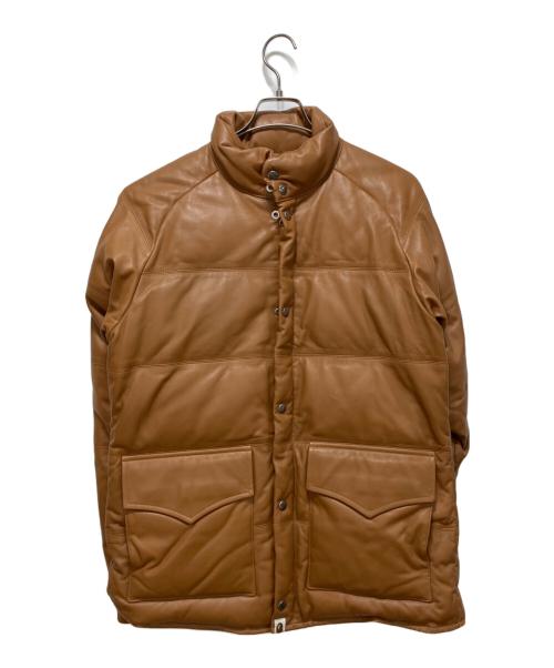 A BATHING APE（アベイシングエイプ）A BATHING APE (アベイシングエイプ) PEEL SLOWLY AND カウレザーダウンジャケット ブラウン サイズ:Mの古着・服飾アイテム