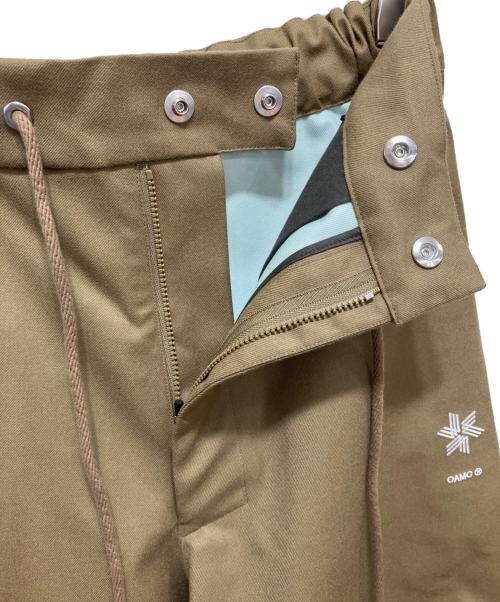 OAMC（オーエーエムシー）OAMC (オーエーエムシー) GOLDWIN (ゴールドウイン) 3L Trousers/ 3レイヤー パンツ キャメル サイズ:2の古着・服飾アイテム