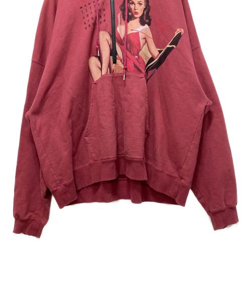 DAIRIKU（ダイリク）DAIRIKU (ダイリク) Pinup Girl Half zip Hoodie レッド サイズ:Mの古着・服飾アイテム