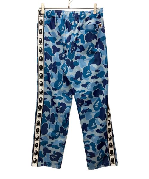 A BATHING APE（アベイシングエイプ）A BATHING APE (アベイシングエイプ) ABC CAMO JACQUARD TRACK PANTS ブルー サイズ:L 未使用品の古着・服飾アイテム